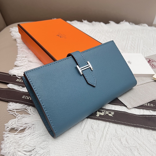 エルメス財布コピー背面デザイン